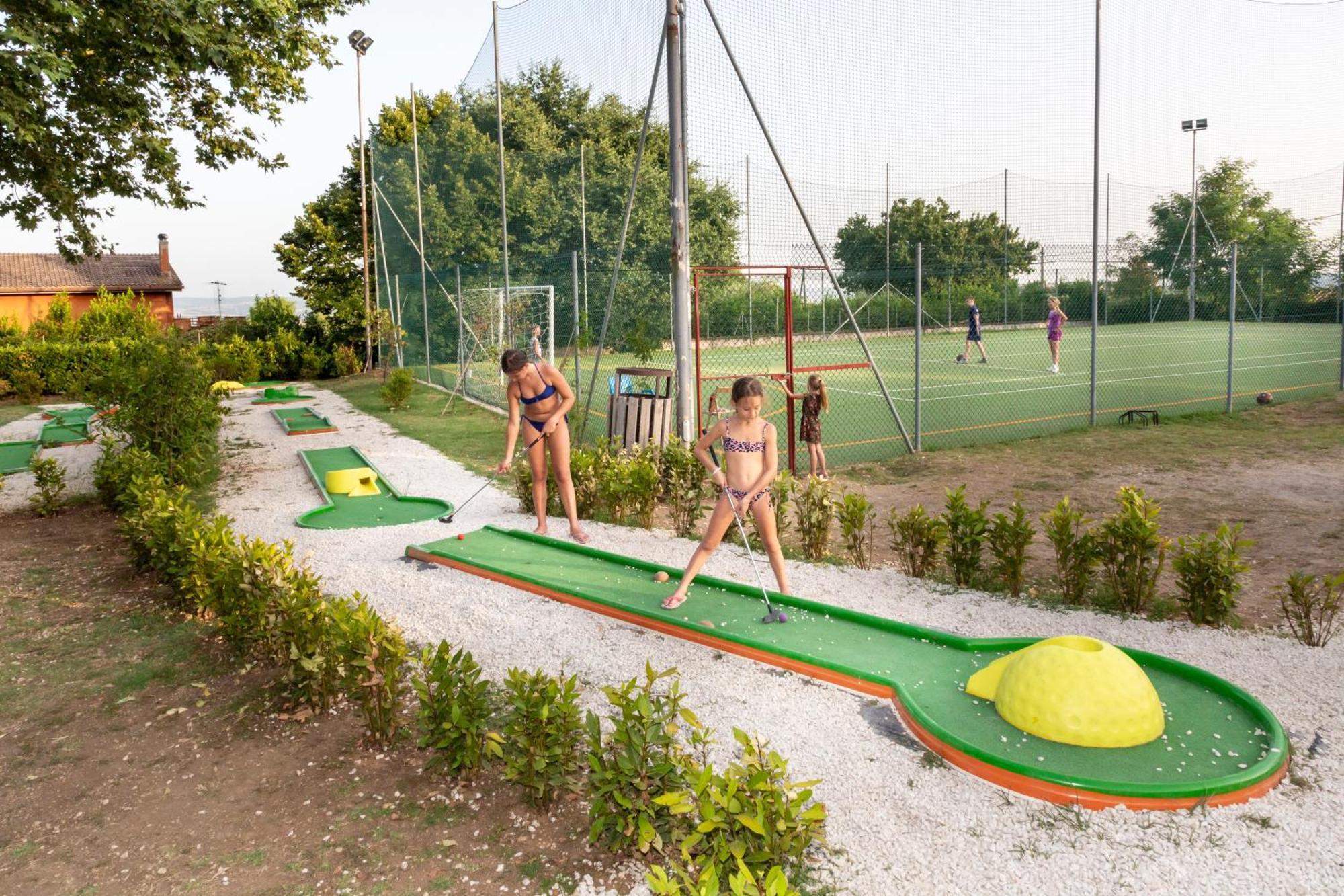 Hu I Pini Village Fiano Romano Esterno foto